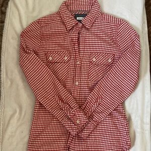 NWOT True Grit Button Down